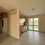 Rent 1 bedroom apartment of 100 m² in Székesfehérvár