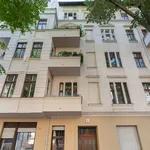 Rent 1 bedroom apartment of 43 m² in Berlin