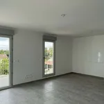 Rent 4 bedroom apartment of 82 m² in Marseille