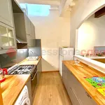 Rent 4 bedroom apartment of 95 m² in Florence