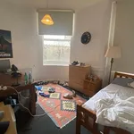 Rent 4 bedroom house in East Midlands