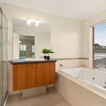 Rent 4 bedroom house in Cranbourne East