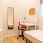 Rent a room of 90 m² in madrid