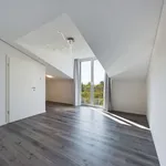 Miete 4 Schlafzimmer wohnung von 140 m² in Crissier