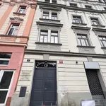 Pronajměte si 2 ložnic/e byt o rozloze 45 m² v Prague