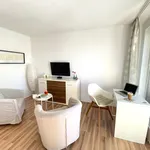 Rent 1 bedroom apartment of 32 m² in Düsseldorf