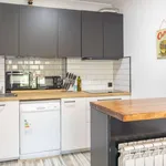 Rent a room of 250 m² in madrid