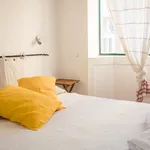 Rent 1 bedroom apartment of 35 m² in Lisbon