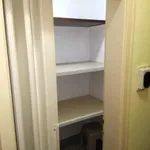 Rent 3 bedroom apartment of 100 m² in Център