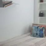 Rent a room in madrid