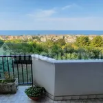 Rent 4 bedroom house of 135 m² in Pescara