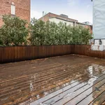 Appartement de 1593 m² avec 6 chambre(s) en location à Montreal