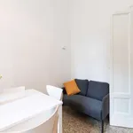 Rent a room in milan