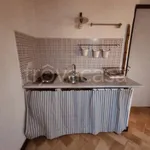 Rent 4 bedroom apartment of 80 m² in Genova