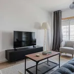 Rent 2 bedroom apartment of 77 m² in lisbon