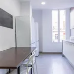 Rent 5 bedroom apartment in Valencia