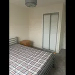 Rent 2 bedroom flat in Livingston