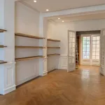 Appartement de 177 m² avec 4 chambre(s) en location à Marseille