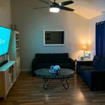 Rent 1 bedroom house in Bakersfield