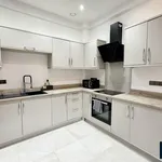 Rent 1 bedroom apartment of 40 m² in Bradford