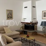 Rent 5 bedroom apartment of 259 m² in Ragusa