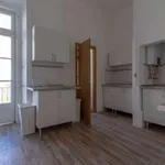 Rent a room in lisbon