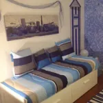 Rent 3 bedroom apartment in Lisbon