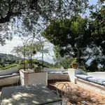 Rent 4 bedroom house of 130 m² in Anacapri