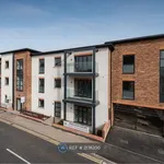 Flat to rent in Gordon Road, High Wycombe HP13