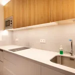 Rent 1 bedroom apartment of 28 m² in Barcelona