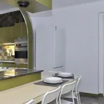 Rent 8 bedroom apartment in Barcelona