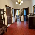 Rent 5 bedroom apartment of 140 m² in Parma