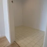 Appartement de 871 m² avec 2 chambre(s) en location à Vancouver