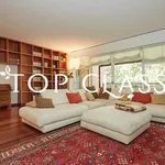 Rent 6 bedroom house of 265 m² in Basiglio