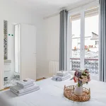 Rent 3 bedroom apartment of 51 m² in Paris