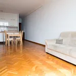 Rent 2 bedroom apartment of 81 m² in barcelona