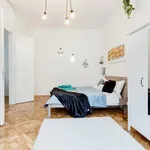 Rent 2 bedroom apartment of 85 m² in Prague