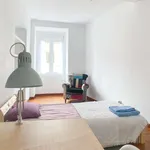 Rent a room in lisbon