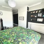 Rent 2 bedroom flat in Wales