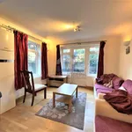 Rent 3 bedroom flat in London