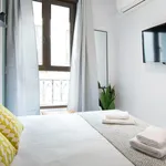 Rent 4 bedroom apartment of 75 m² in Madrid