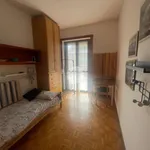 Rent 4 bedroom apartment of 160 m² in Milan