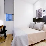 Rent 5 bedroom apartment in Valencia