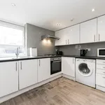 Rent 4 bedroom house in Leeds