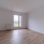 Pronajměte si 4 ložnic/e byt o rozloze 120 m² v Pardubice