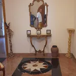 Rent 10 bedroom house of 350 m² in Roma