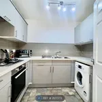 Rent 2 bedroom flat in London