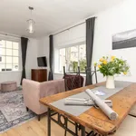 Rent 3 bedroom flat of 1195 m² in Bath