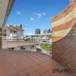 Rent 2 bedroom apartment in TOOWONG 