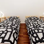 Alugar 4 quarto apartamento em Porto